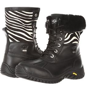 UGG Adirondack Limited Edition Zebra. Almost New!